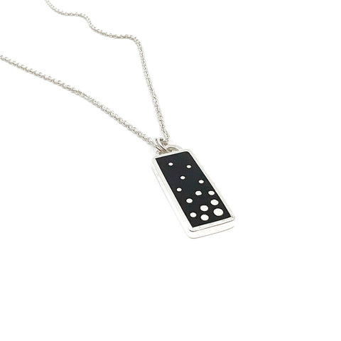 Dashed Necklace in black